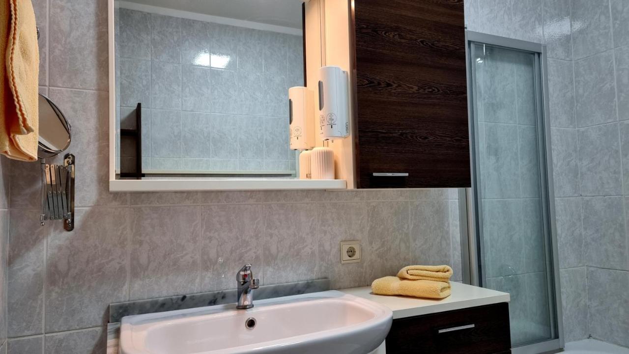 Boutique Appartamento Bacchus Marlengo Exterior photo